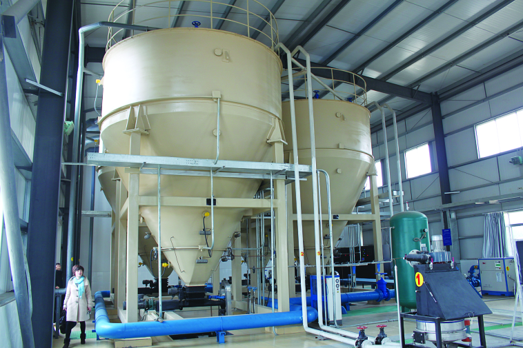 ����̿Ͷ���b��